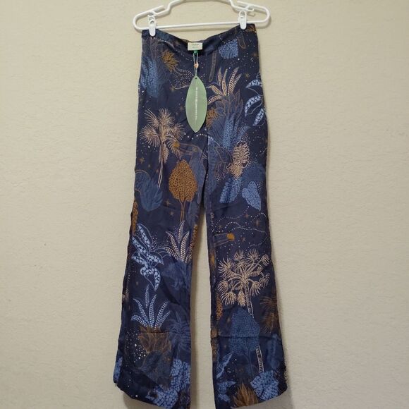 Farm Rio X Anthropologie Night Jungle Flare Pants Boho Flowy Silky SZ M - Picture 4 of 11
